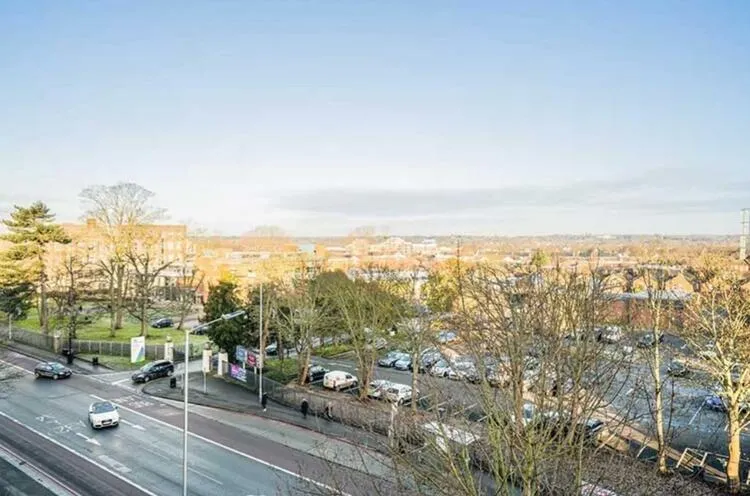 Flat 72, 300 Kings Road, Reading RG1 4FL
