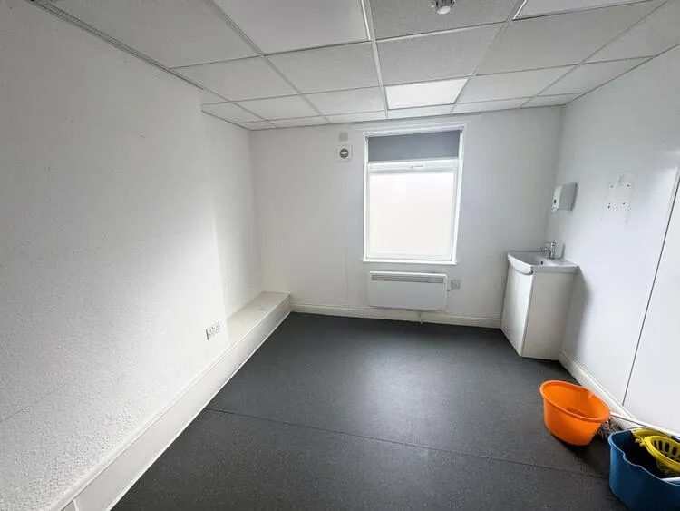 25 Grosvenor Road, Ripley DE5 3JE