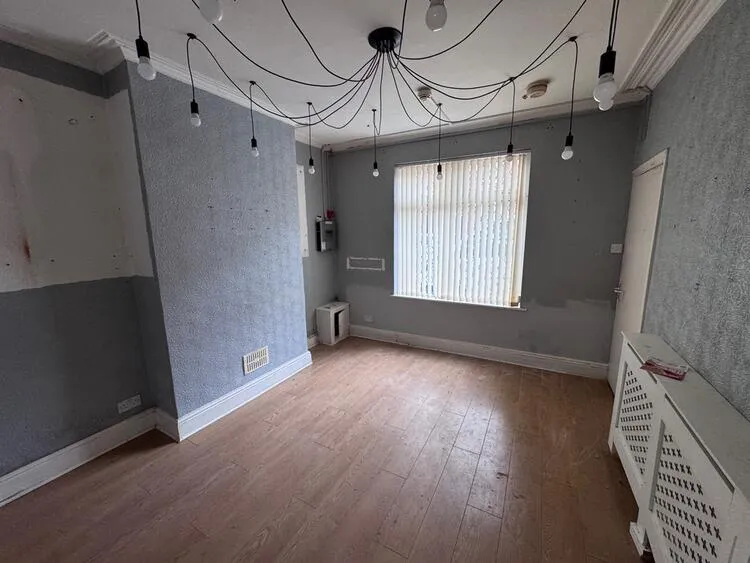 127 Woods Lane, Derby DE22 3UE