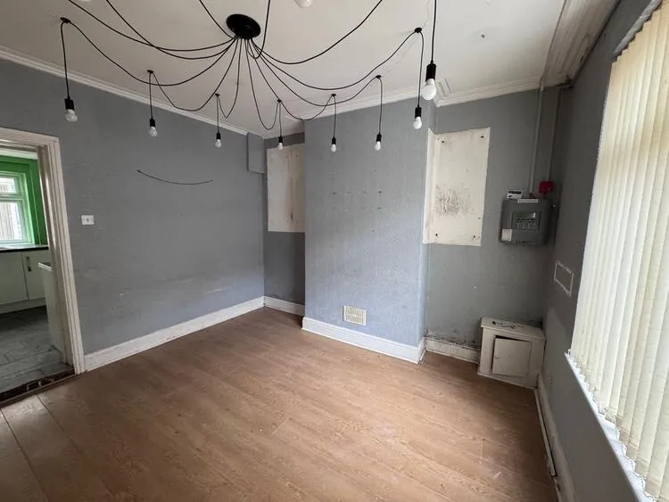 127 Woods Lane, Derby DE22 3UE