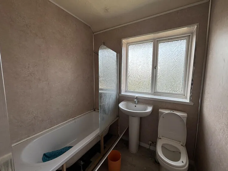38 Sproston Road, Stoke-On-Trent, Staffordshire ST6 6NE