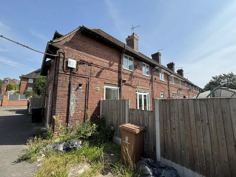 38 Sproston Road, Stoke-On-Trent, Staffordshire ST6 6NE