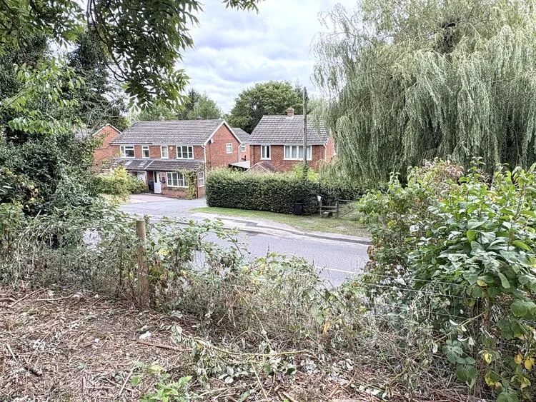 Land Adjacent to 42 Main Street, Repton, Derby DE65 6EZ