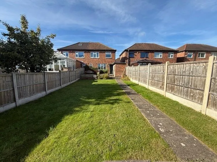 19 Nursery Avenue, Sandiacre, Nottingham NG10 5HG