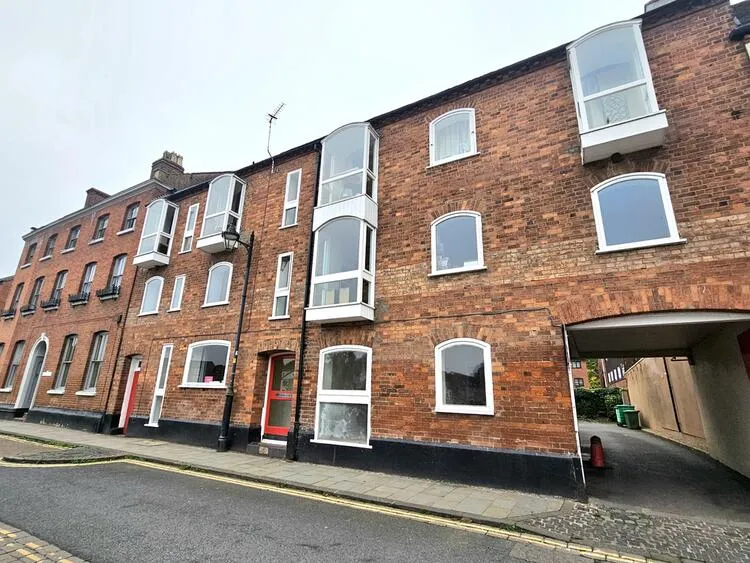 Flat 3, Telford Court, Severn Side South, Bewdley, Worcestershire DY12 2DX