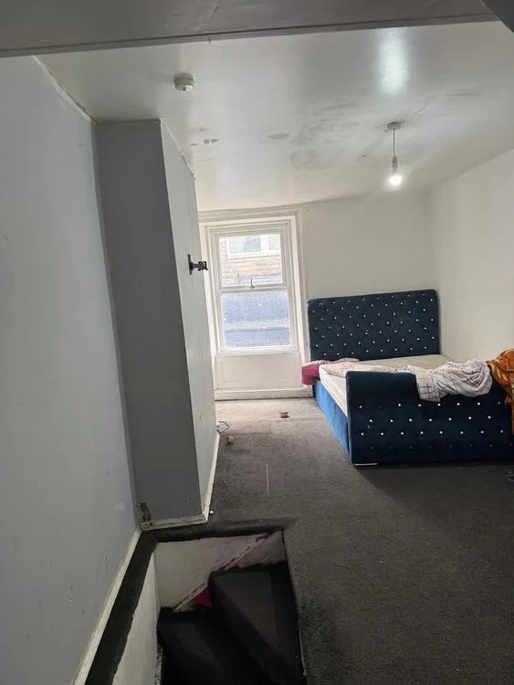 40 and 40A Daisy Hill, Dewsbury WF13 1LH