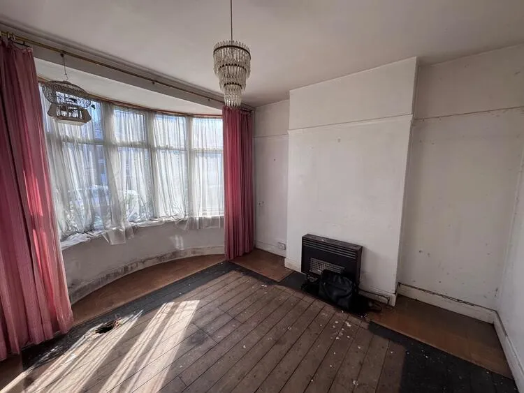 22 Ravenhurst Road, Leicester LE3 2PS