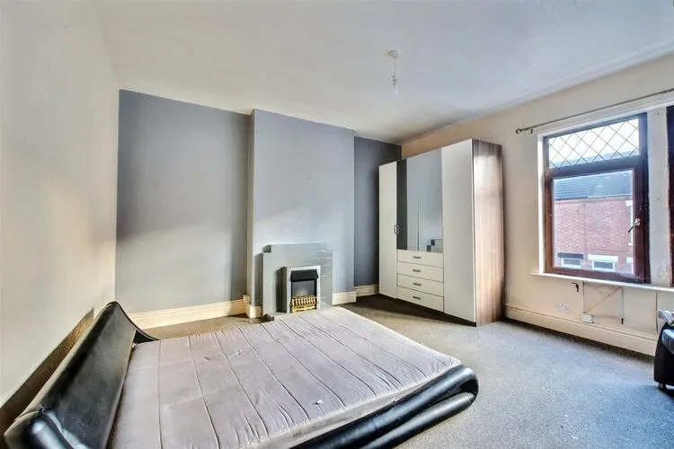 6 Oxford Street, Long Eaton, Nottingham NG10 1JR