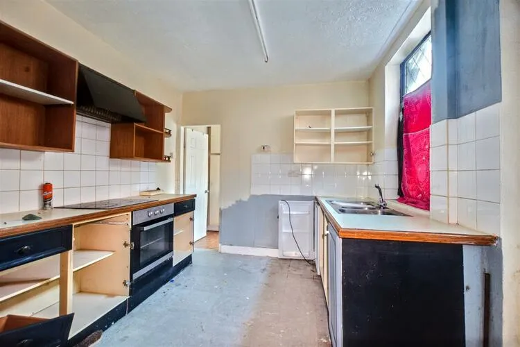 6 Oxford Street, Long Eaton, Nottingham NG10 1JR