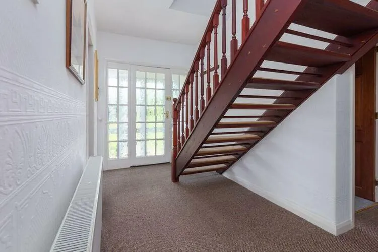 35 Wingate Drive, Whitefield, Manchester M45 7GX