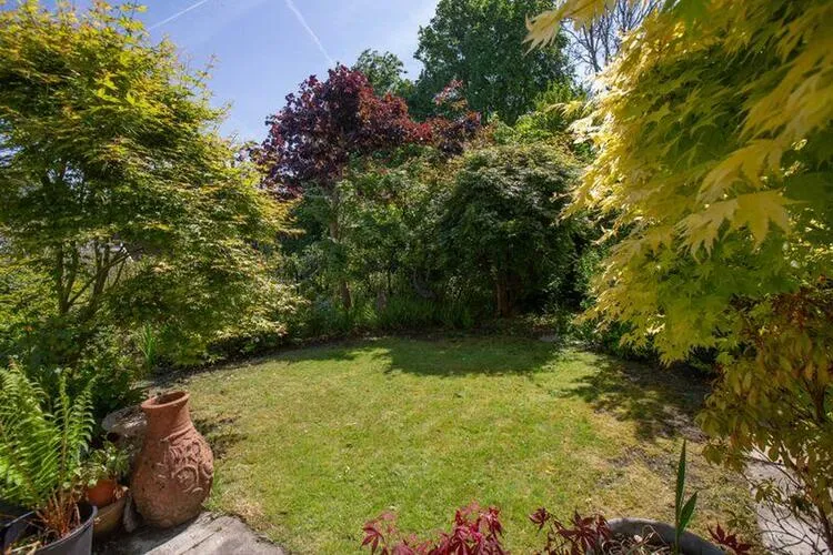 35 Wingate Drive, Whitefield, Manchester M45 7GX