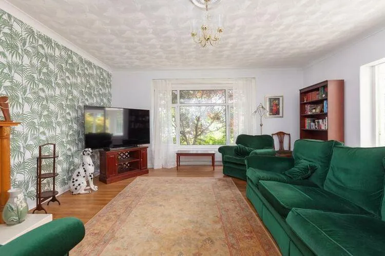 35 Wingate Drive, Whitefield, Manchester M45 7GX