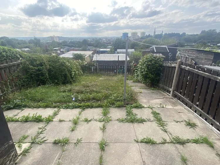 10 St. James Park, Wakefield WF1 4EU