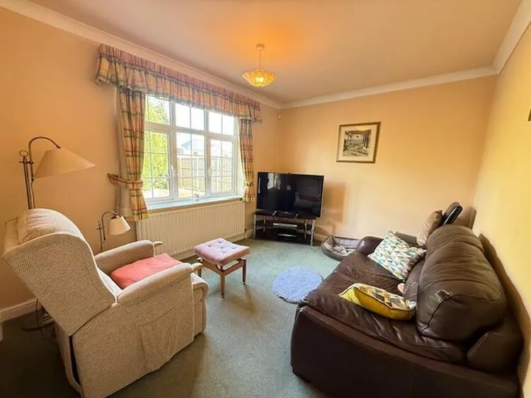 211 Wild Hill, Sutton-In-Ashfield NG17 3JF