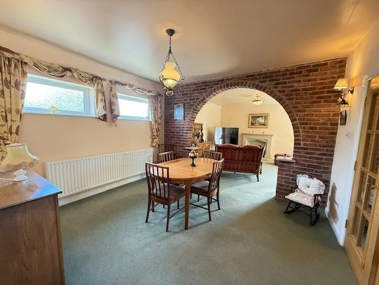 211 Wild Hill, Sutton-In-Ashfield NG17 3JF