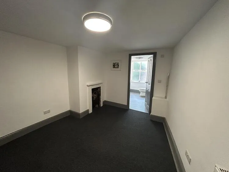 25 Church Street, Ashbourne DE6 1AE