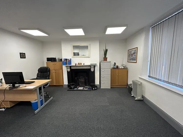 25 Church Street, Ashbourne DE6 1AE