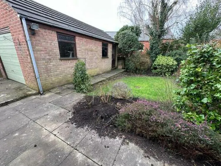 5 Harvest Hill, Midway, Swadlincote, Derbyshire DE11 0XA