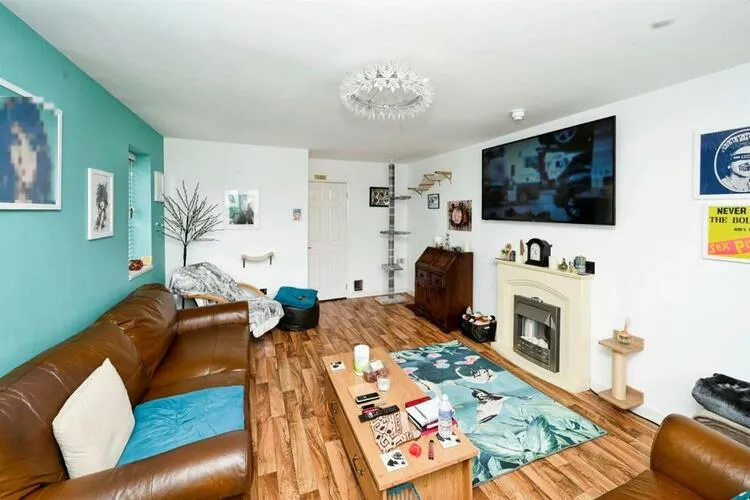 10 Saxby Avenue, Skegness, Lincolnshire PE25 3JZ