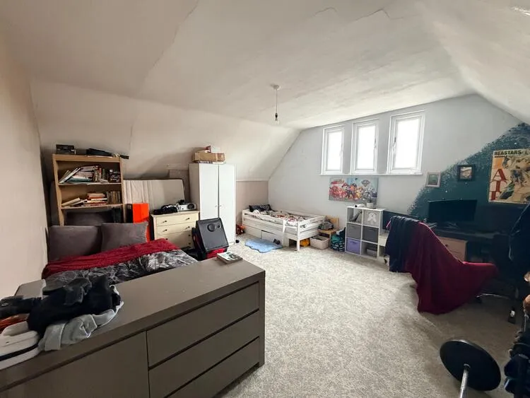 33 Mansfield Road, Daybrook, Nottingham NG5 6AJ