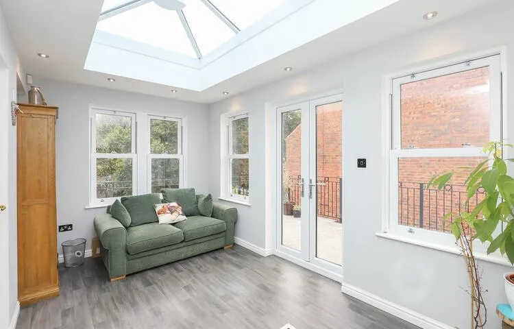 2 Avondale Road, Chesterfield S40 4TF