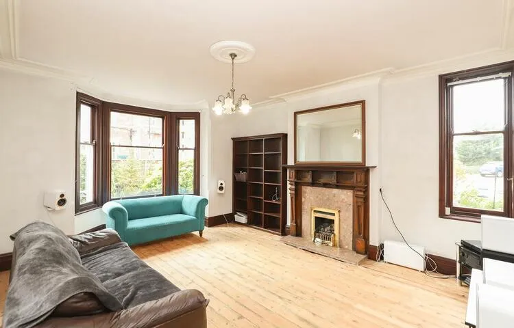 2 Avondale Road, Chesterfield S40 4TF