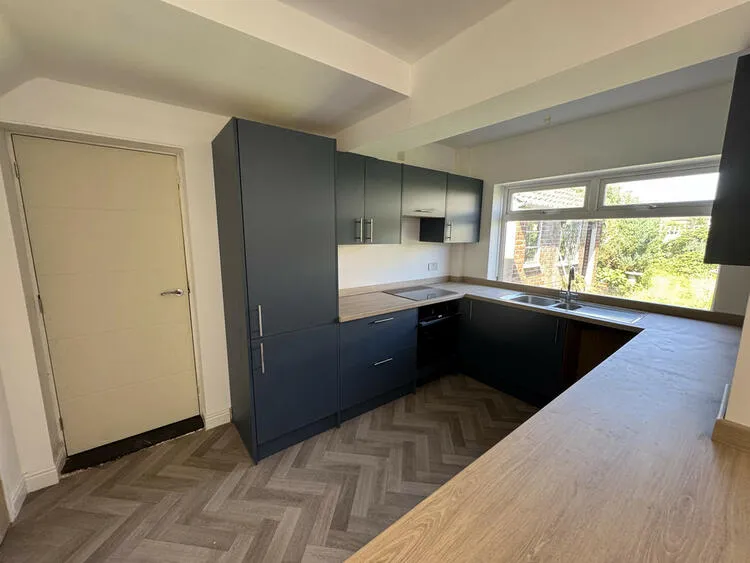 13 Sefton Avenue, York YO31 9LR