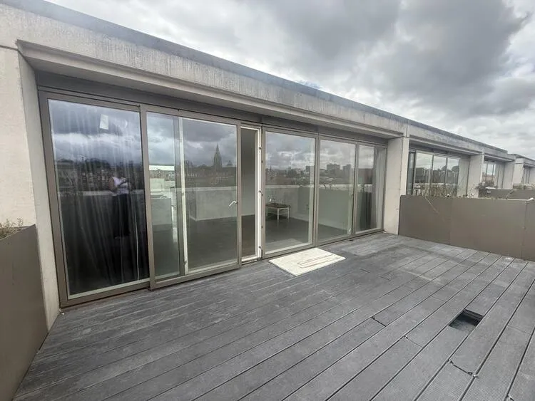 Apartment 512, Nottingham One Entrance C, Canal Street, Nottingham NG1 7HW