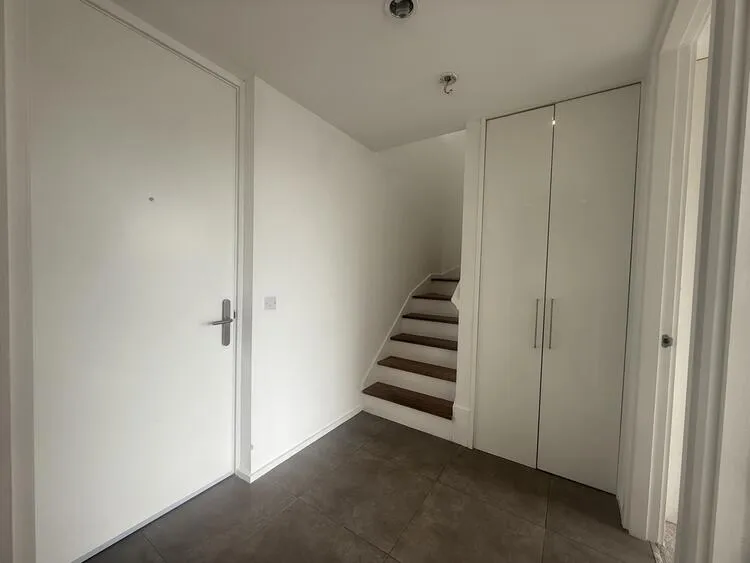 Apartment 512, Nottingham One Entrance C, Canal Street, Nottingham NG1 7HW