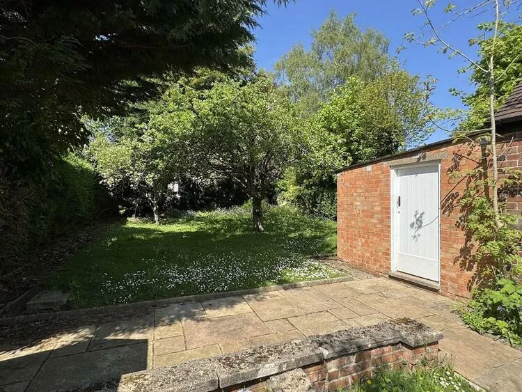 522 Burton Road, Littleover, Derby DE23 6FN