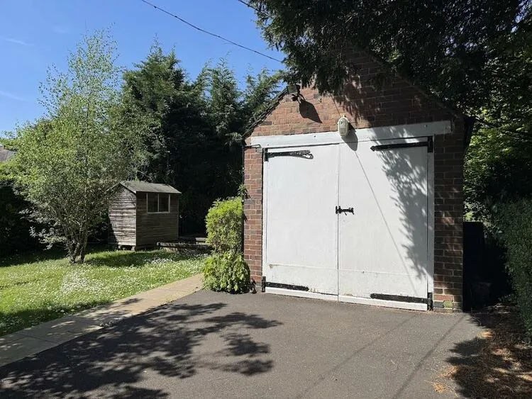 522 Burton Road, Littleover, Derby DE23 6FN