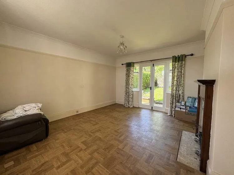 522 Burton Road, Littleover, Derby DE23 6FN