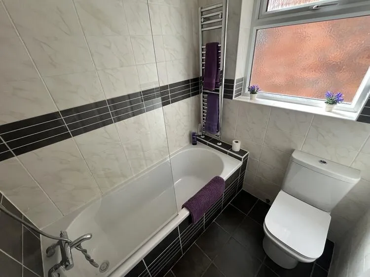 36 Mayfield Road, Ashbourne, Derbyshire DE6 1AR