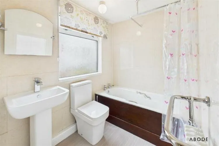 3 Church View, North Leys, Ashbourne DE6 1DQ