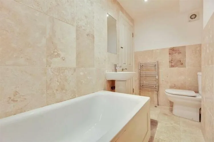 Flat 4, 105 Blackheath Road, London SE10 8PD