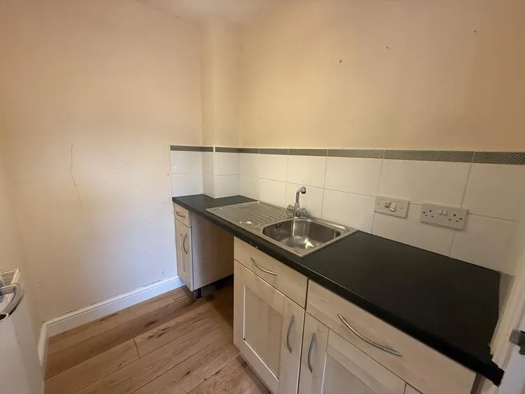 136G Southwell Road East, Rainworth, Mansfield NG21 0EL