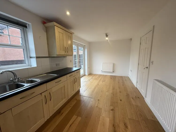 136G Southwell Road East, Rainworth, Mansfield NG21 0EL