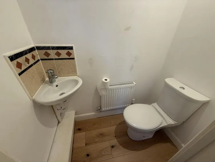 136G Southwell Road East, Rainworth, Mansfield NG21 0EL