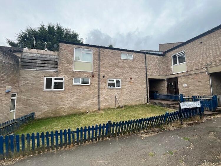 71 Holyrood Walk, Corby, Northamptonshire NN18 9JD