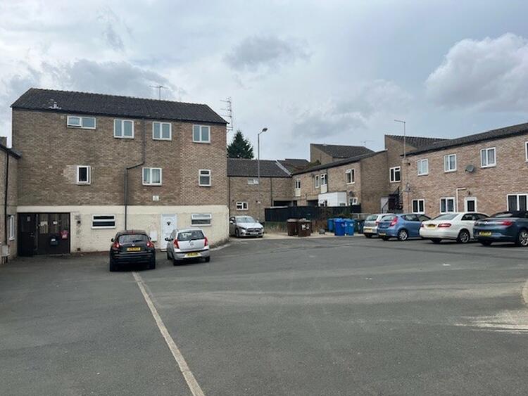 71 Holyrood Walk, Corby, Northamptonshire NN18 9JD