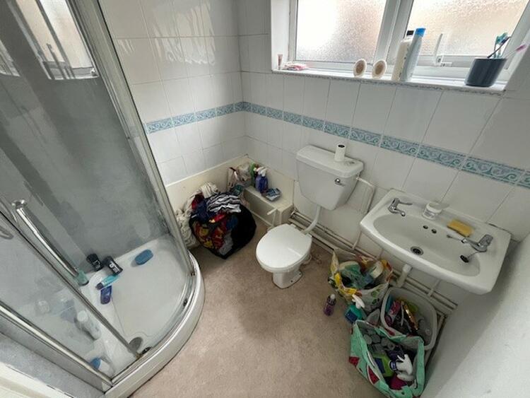 71 Holyrood Walk, Corby, Northamptonshire NN18 9JD