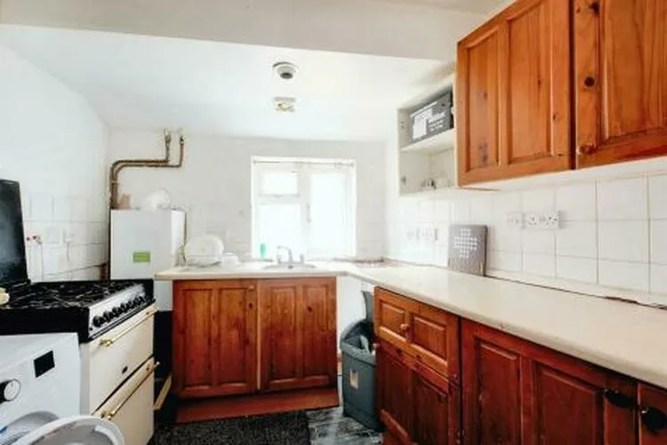 66 Station Road, Sandiacre, Nottingham NG10 5AP