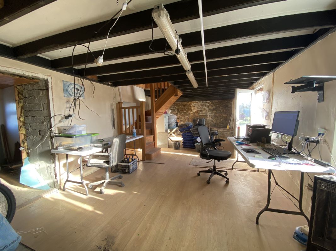 Brynawelon Sarnau, Llandysul, Dyfed, SA44 6RE