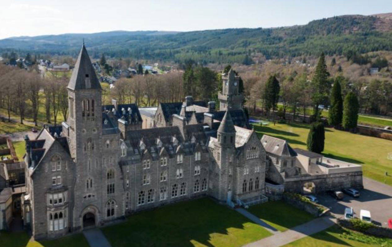 Flat 5 the Brothers Wing The Highland Club St. Benedicts Abbey, Fort Augustus, Inverness-Shire, PH32 4BJ