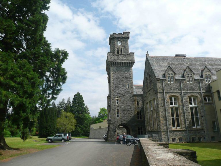 Flat 5 the Brothers Wing The Highland Club St. Benedicts Abbey, Fort Augustus, Inverness-Shire, PH32 4BJ