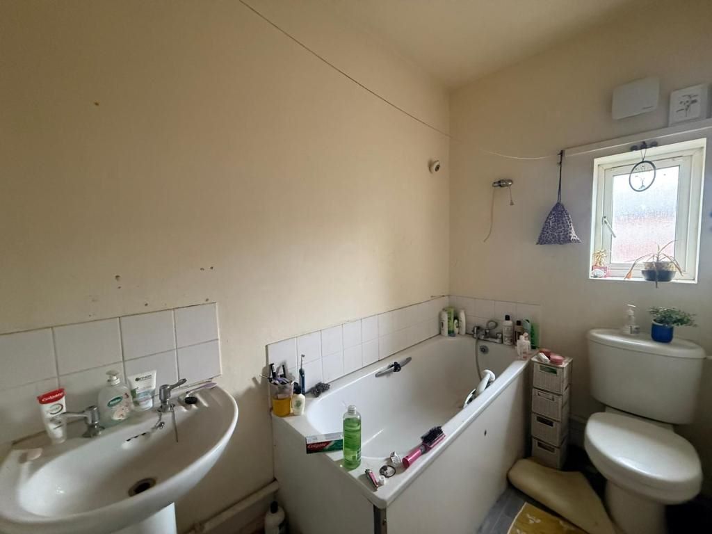 109 Wilford Crescent East, Nottingham, Nottinghamshire, NG2 2ED
