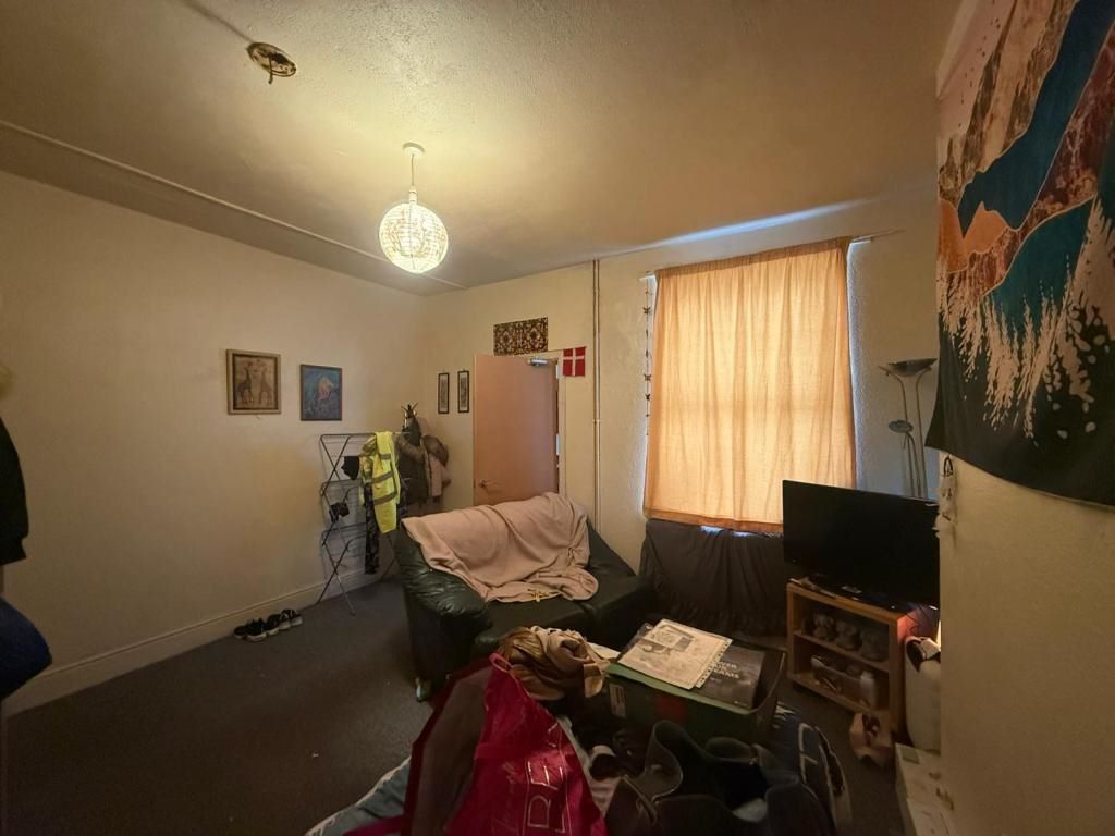 109 Wilford Crescent East, Nottingham, Nottinghamshire, NG2 2ED