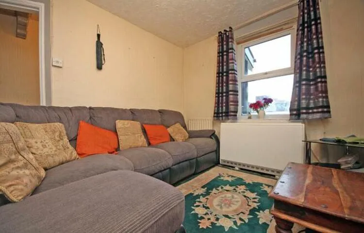 5 Green Terrace, Deiniolen, Caernarfon LL55 3LE