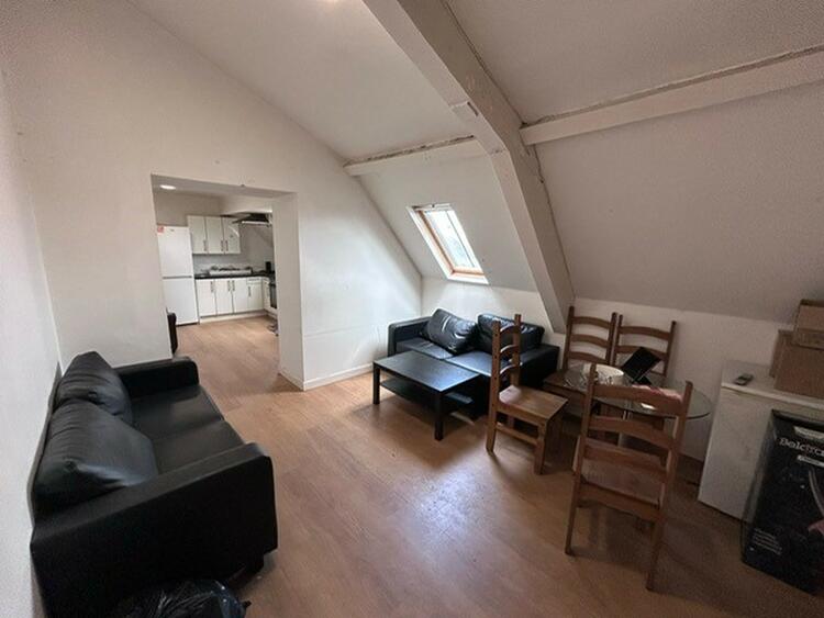 Room 1, Flat 5, Heritage Hall Lodge, 576 Oxford Street, Sheffield S6 3FG
