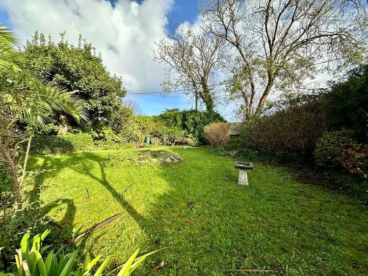 Wayside, Tyringham Road, Lelant, St. Ives TR26 3LJ